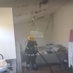 Princípio de incêndio atinge residência e mobiliza bombeiros